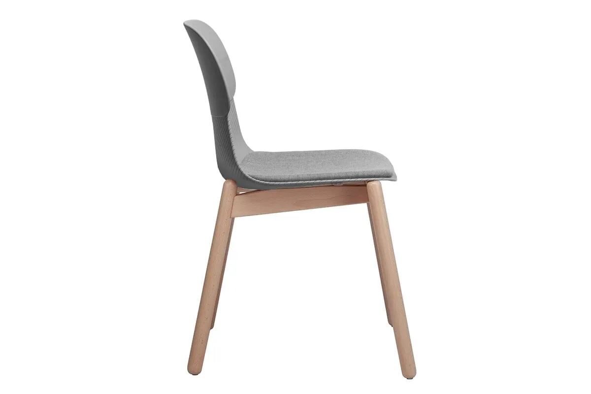 Sammy Plastic Chair - Wooden Leg