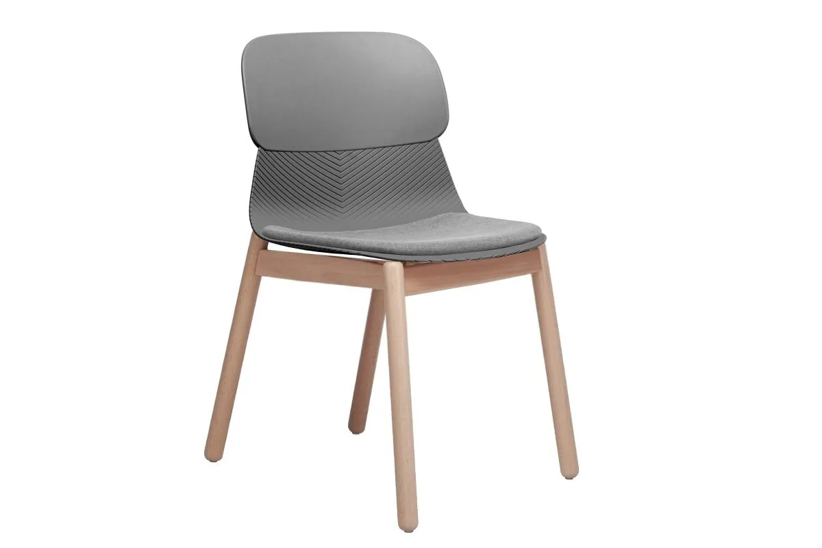Sammy Plastic Chair - Wooden Leg