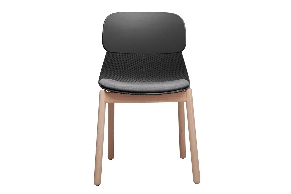 Sammy Plastic Chair - Wooden Leg