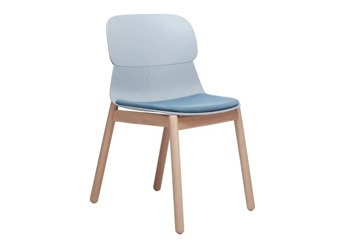 Sammy Plastic Chair - Wooden Leg