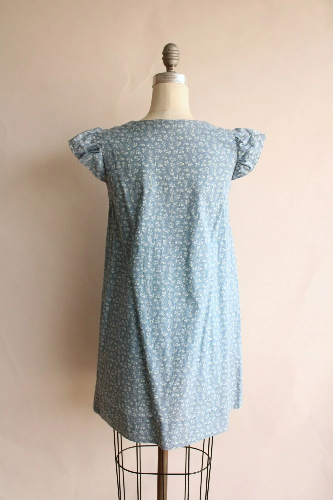 Vintage 1960s 1970s Blouse with Pockets