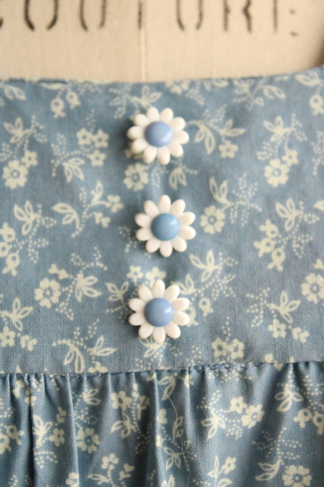 Vintage 1960s 1970s Blouse with Pockets